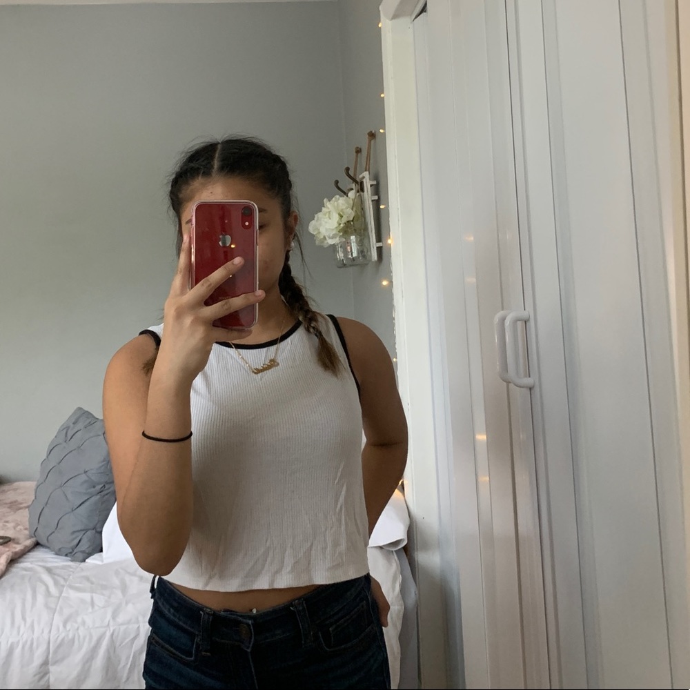 Cropped Muscle Tee